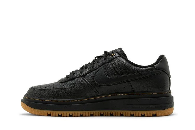 Кроссовки Nike Air Force 1 Luxe 'Black Gum'