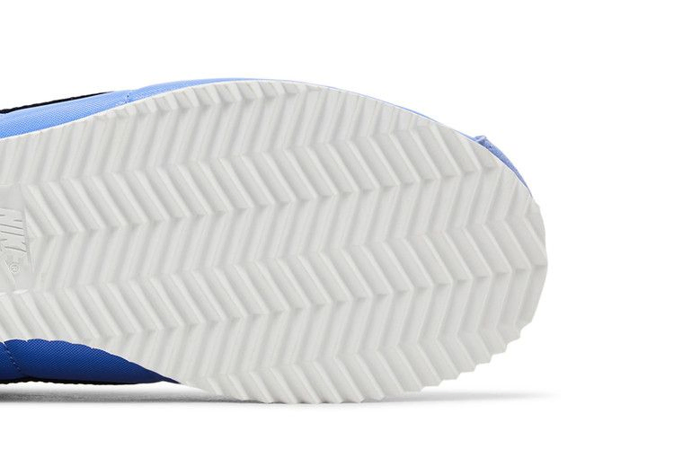 Кроссовки Nike Wmns Cortez 'Royal Pulse Fir'