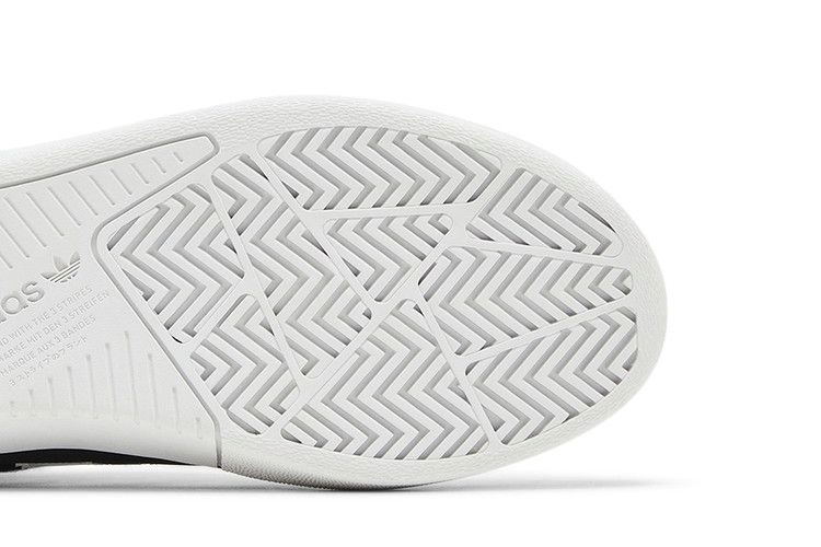 Кроссовки Adidas Tyshawn 'Black White'