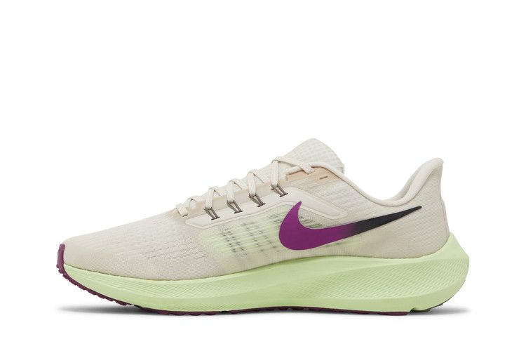 Кроссовки Nike Air Zoom Pegasus 39 'Red Plum Volt'
