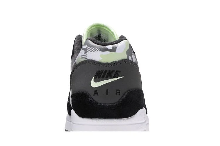 Krossovki-Nike-Air-Max-1-Remix-Pack-6