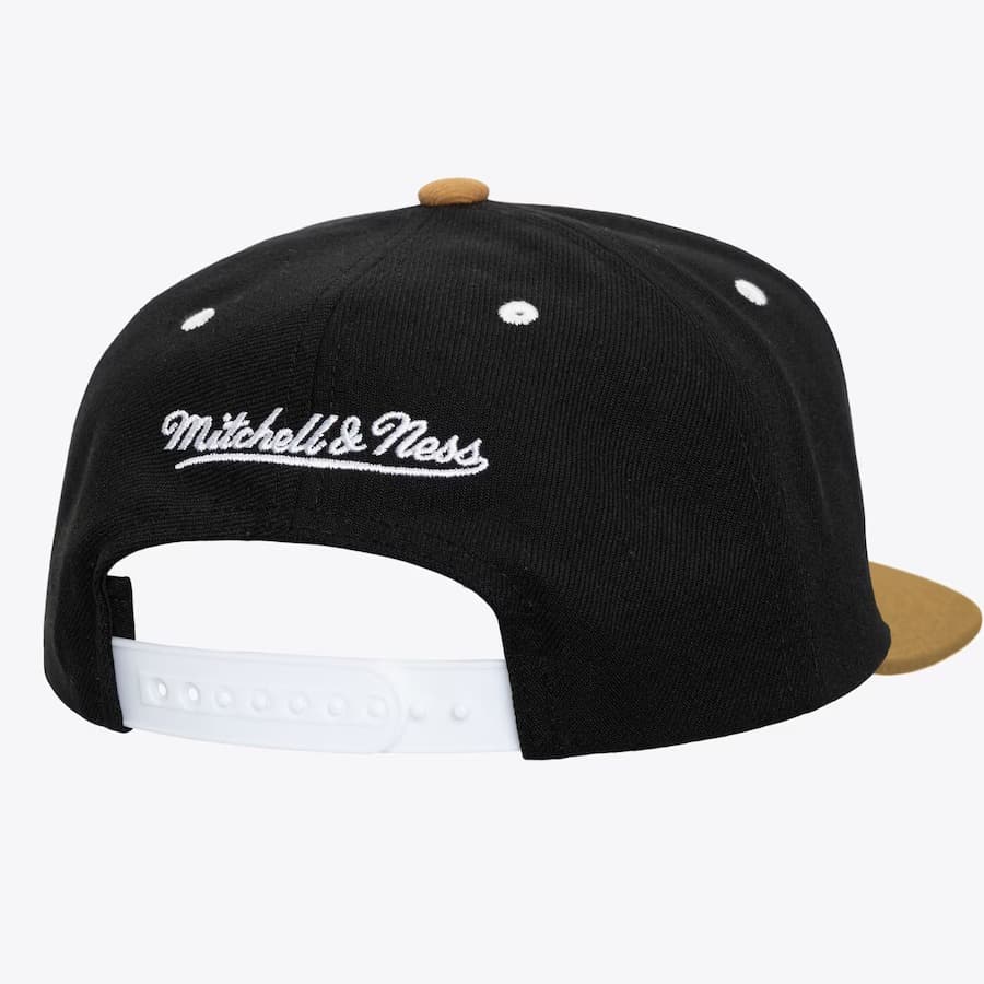 Бейсболка Mitchell & Ness Black Gold Vegas Golden Knights Evergreen Crispy White Snapback Hat