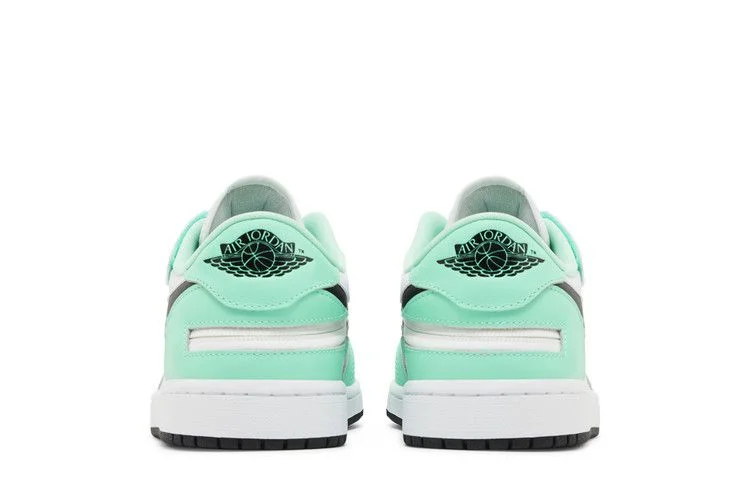Кроссовки Air Jordan 1 Low FlyEase 'Green Glow'