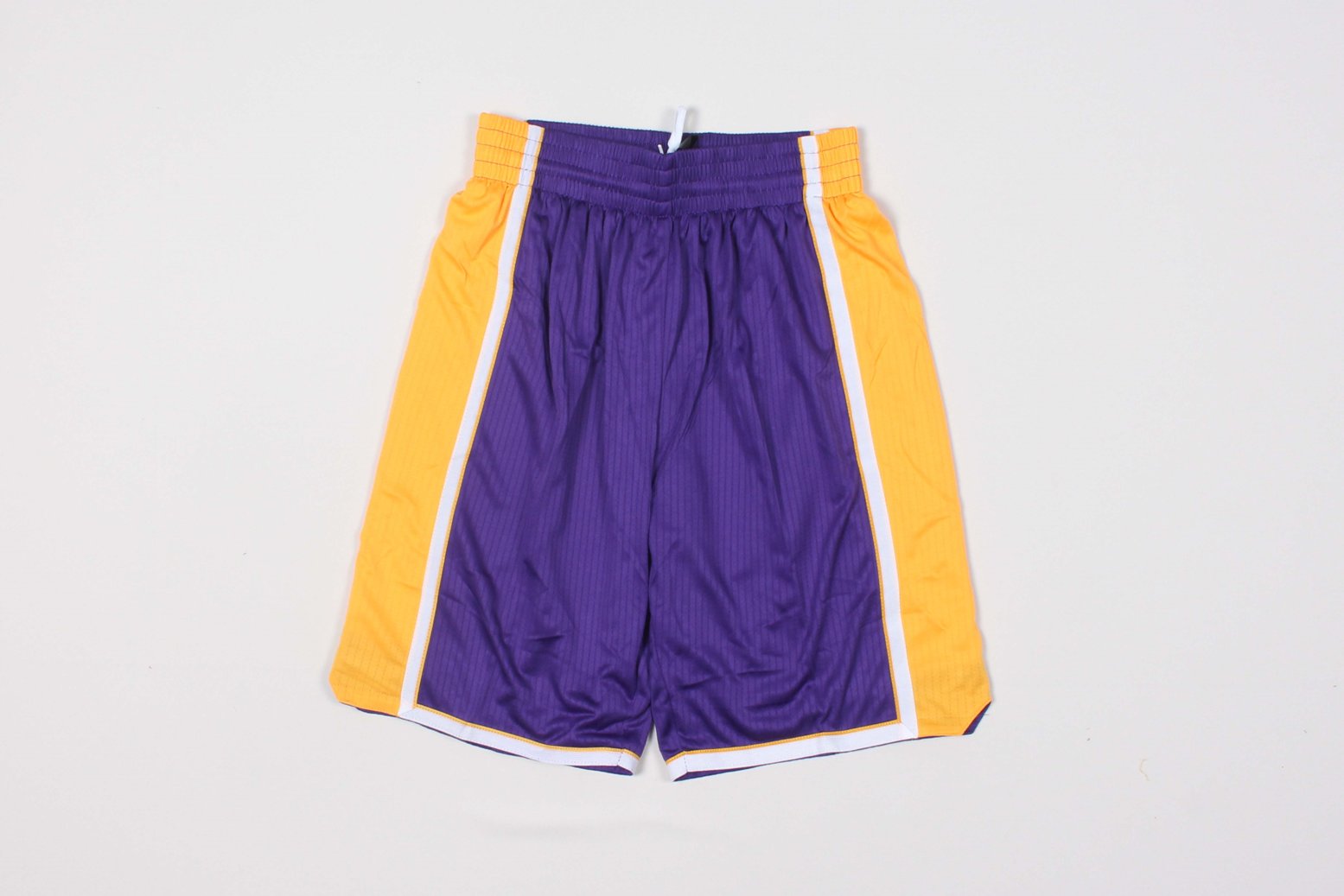 Basketbolnaya-forma-Los-Angeles-Lakers-2
