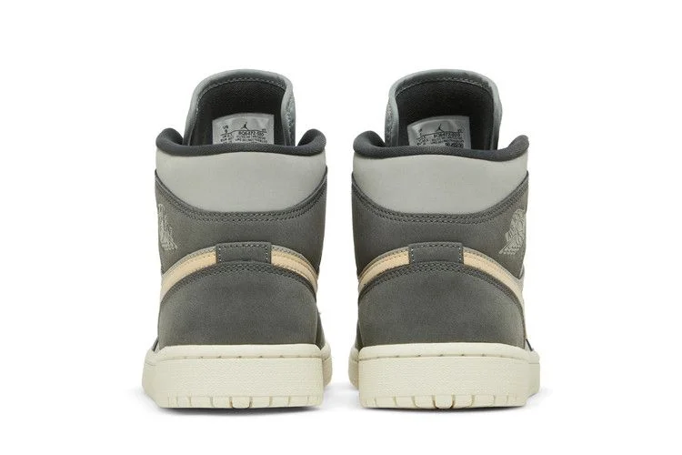 Кроссовки Wmns Air Jordan 1 Mid 'Iron Grey Onyx'