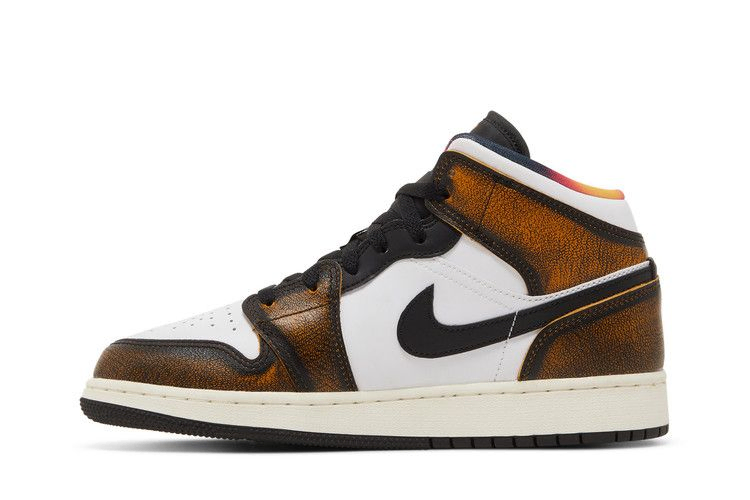 Кроссовки Air Jordan 1 Mid SE GS 'Wear-Away - Taxi'