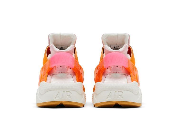 Кроссовки Nike Women's Air Huarache 'Solar Flare Soft Pink'