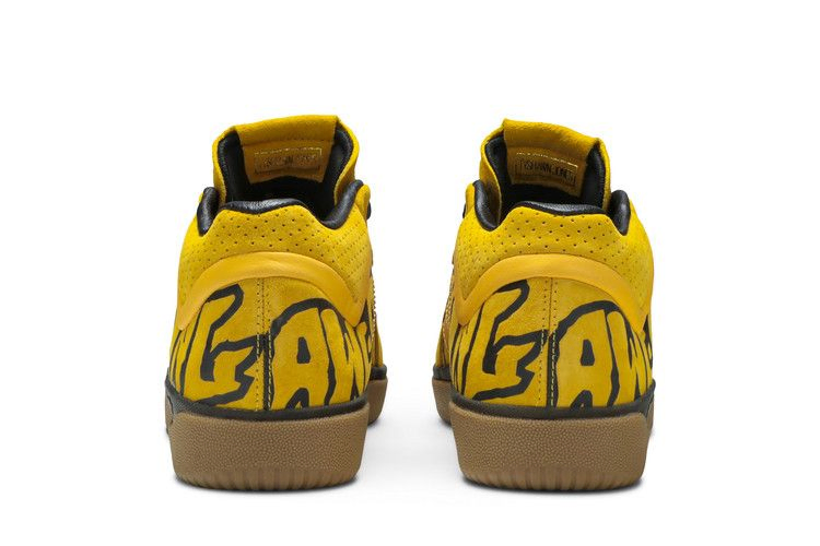 fucking-awesome-x-tyshawn-active-gold-gum-fx0865_05