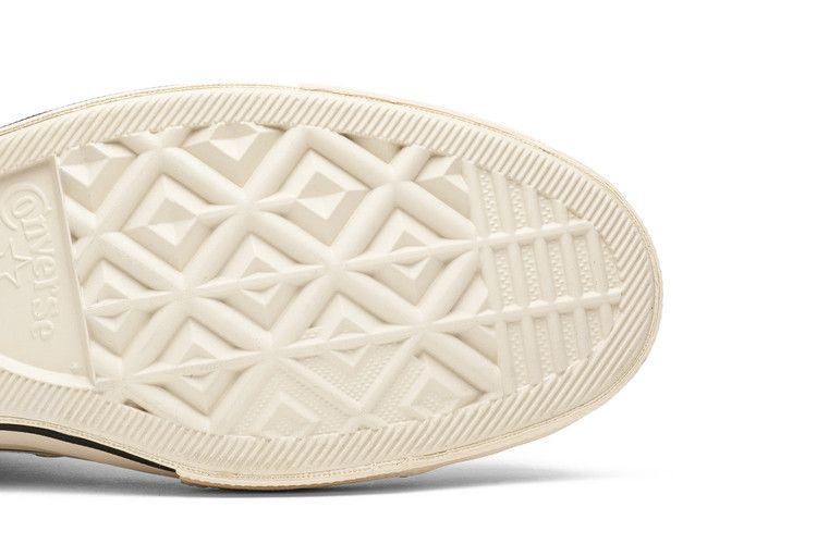 fear-of-god-x-chuck-70-high-natural-164530c_04