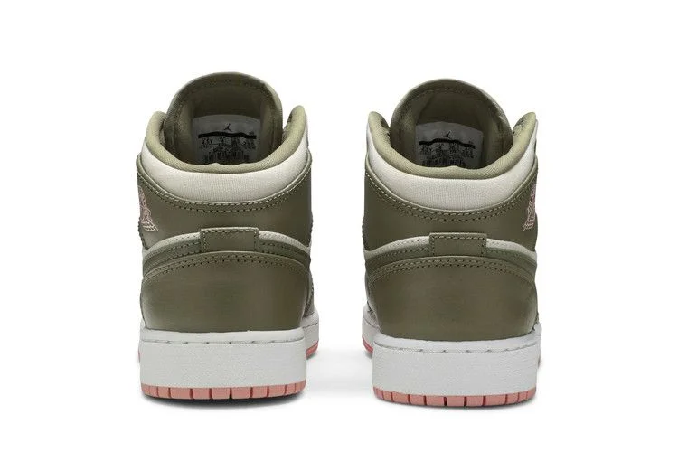 Кроссовки Air Jordan 1 Mid GG 'Bleached Coral'