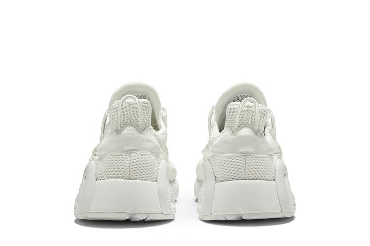 lxcon-triple-white-ee5899_05