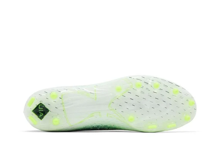 Кроссовки Under Armour Spotlight Lux MC 2.0 'Forest Green'