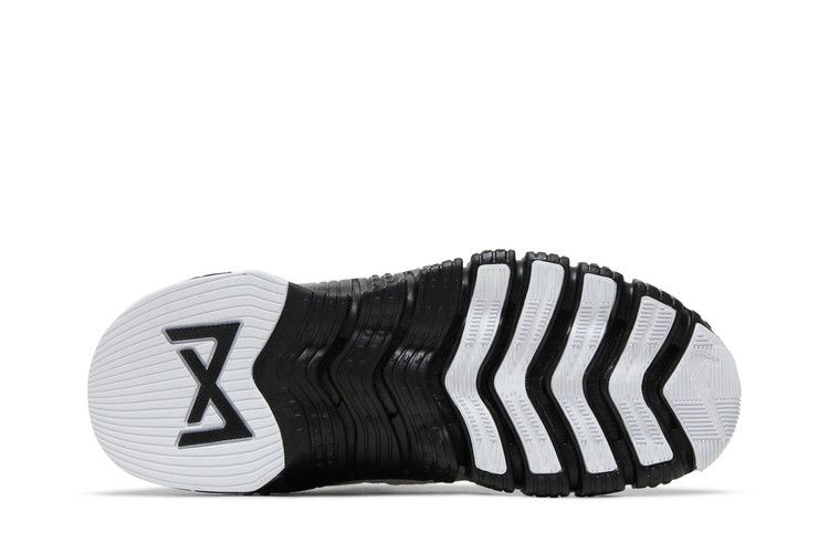 Кроссовки Nike Wmns Free Metcon 4 Premium 'White Black Silver'