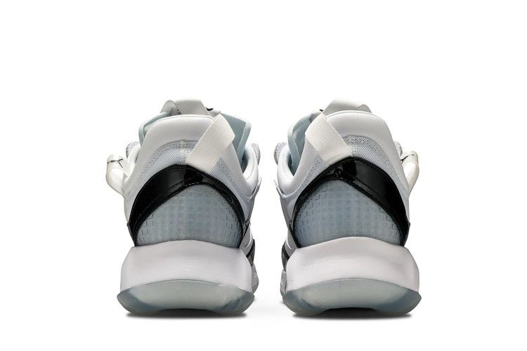jordan-ma2-concord-cv8122-105_05