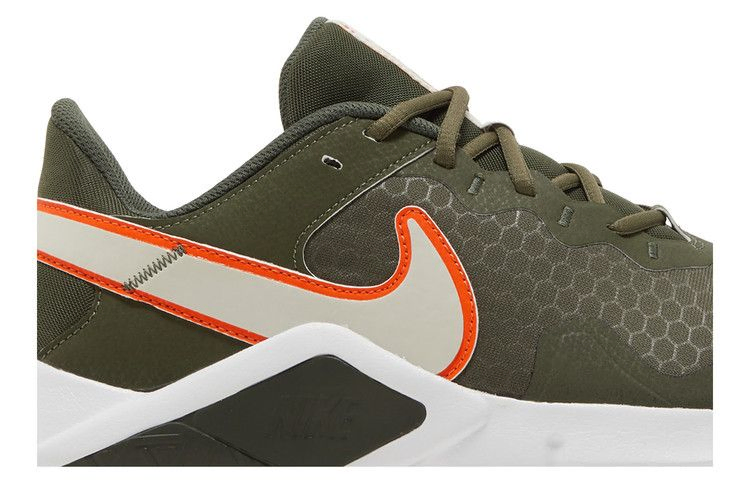 Кроссовки Nike Legend Essential 2 'Cargo Khaki Safety Orange'