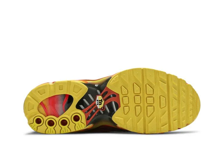 Krossovki-Nike-Air-Max-Plus-GS-Chrome-Yellow-3