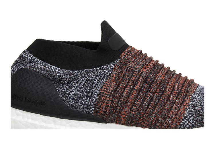 Кроссовки Adidas UltraBoost Laceless 'Black White'