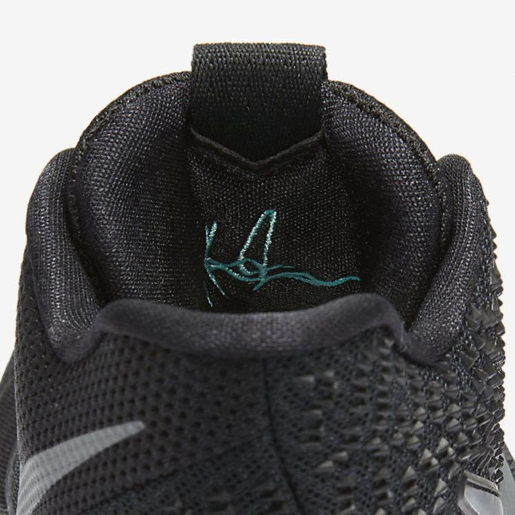Кроссовки Nike Kyrie 3 GS 'Black Ice'