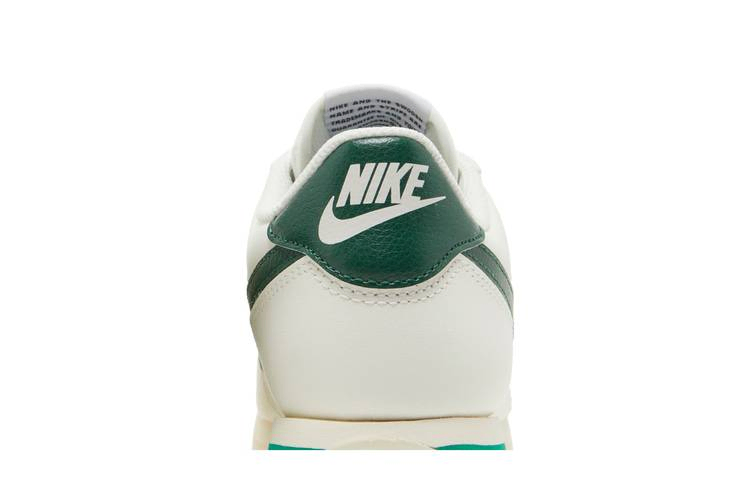 wmns-cortez-gorge-green-dn1791-101_06