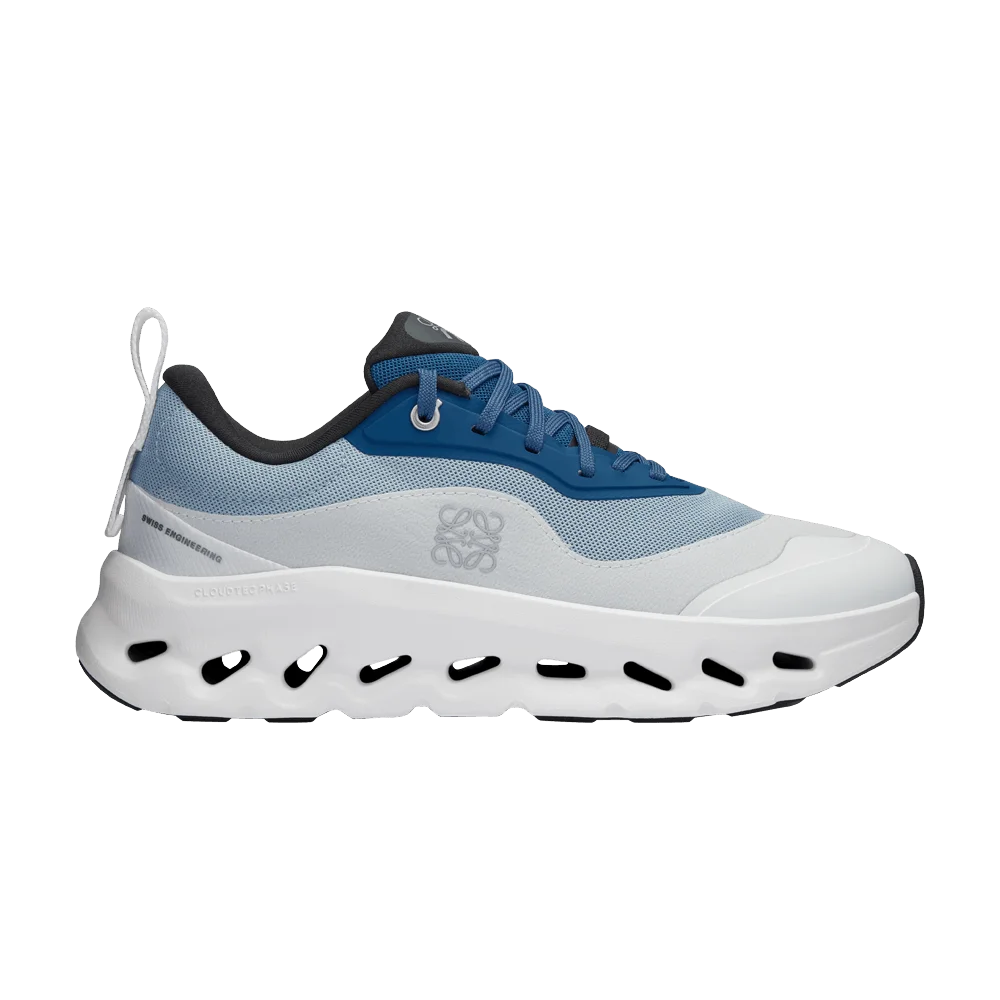 Krossovki-Loewe-x-ON-Wmns-Cloudtilt-2-Blue-White