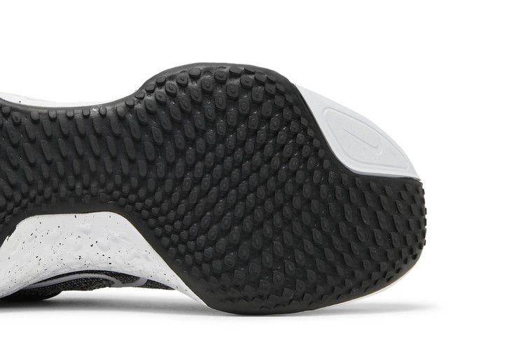 Кроссовки Nike ZoomX Invincible Run Flyknit 'Black White'