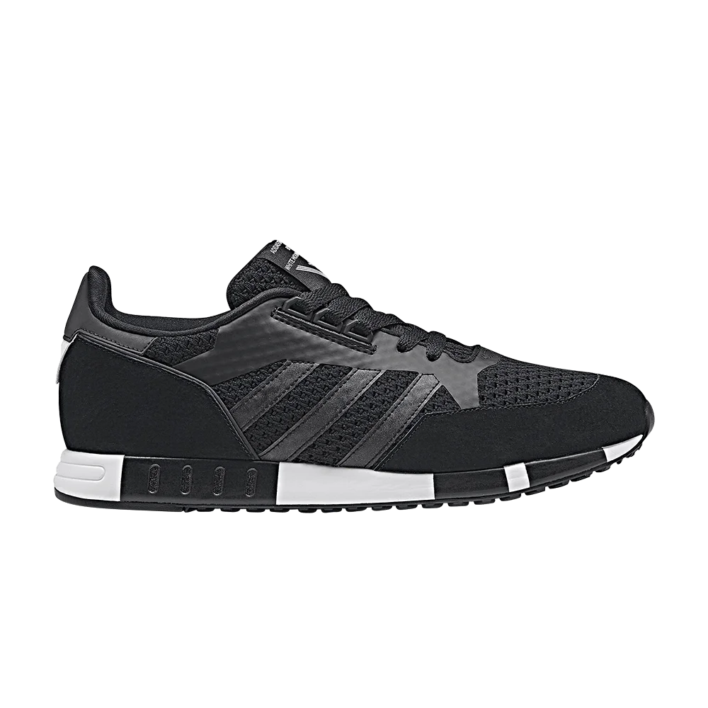 Krossovki-White-Mountaineering-x-adidas-Boston-Super-Primeknit-Black