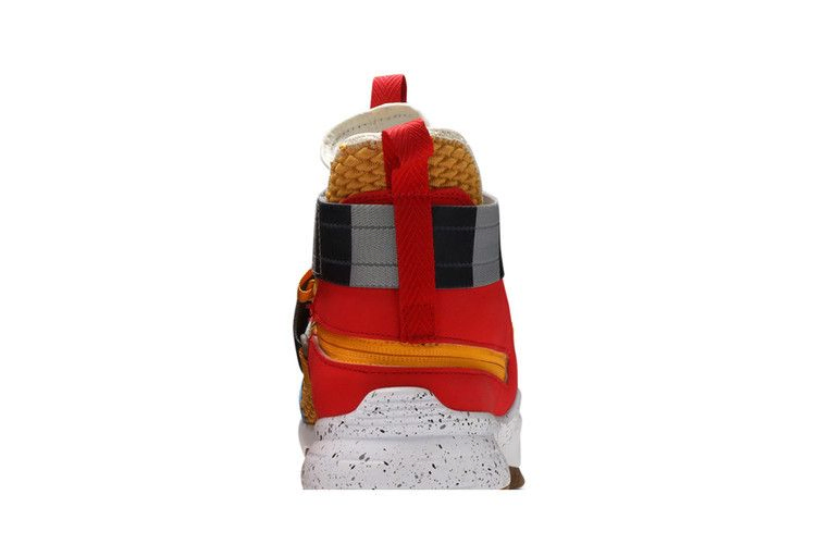 lebron-soldier-12-flyease-extra-wide-toy-story-av6372-700_06