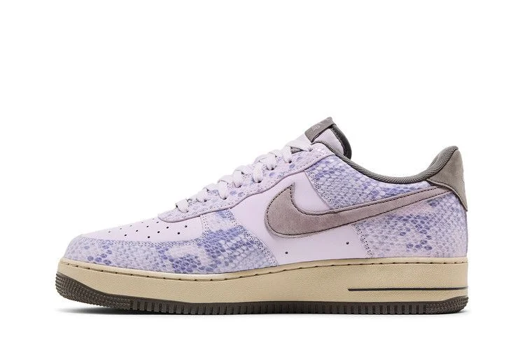Кроссовки Nike Air Force 1 '07 LV8 'Snakeskin Pack - Doll'