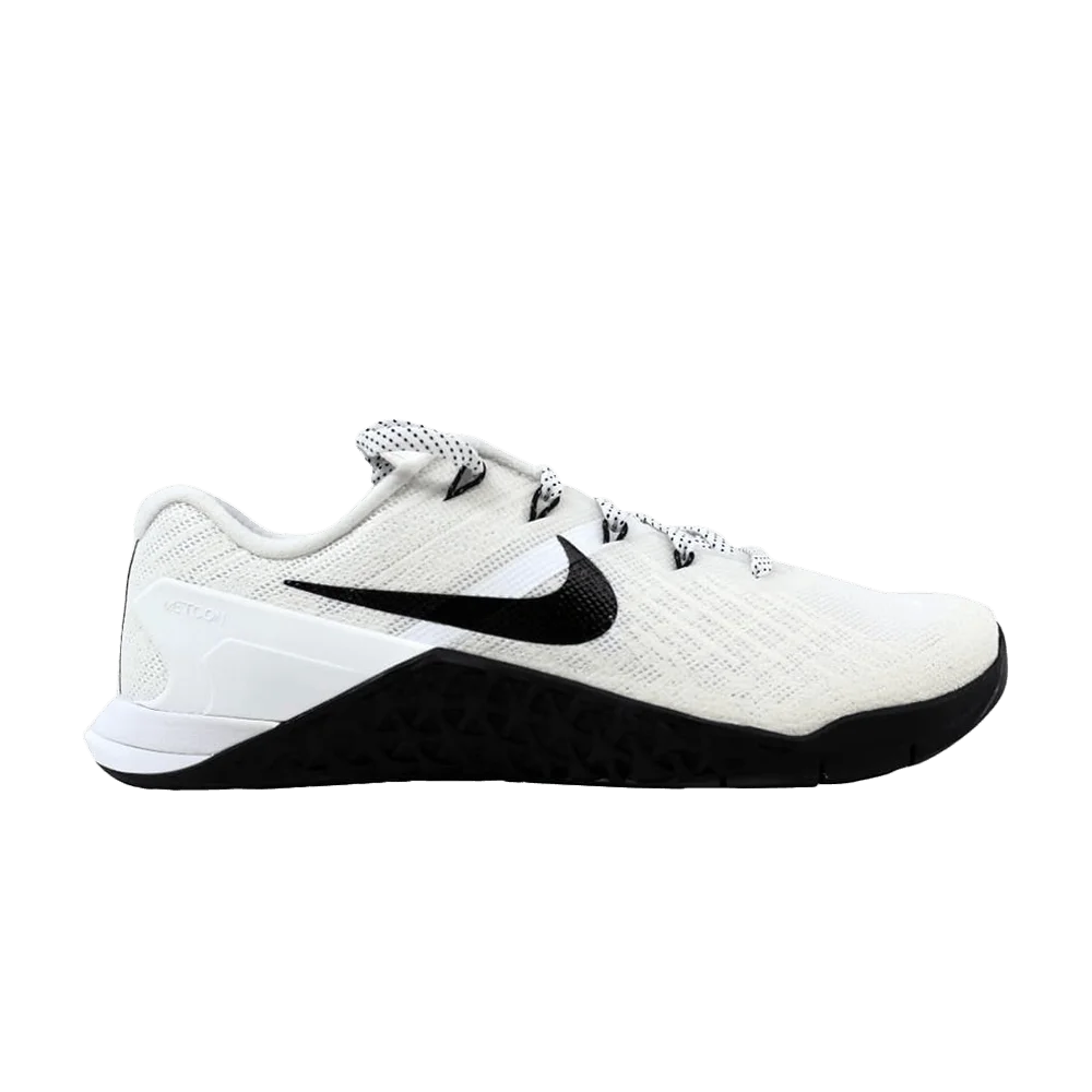 Krossovki-Nike-Wmns-Metcon-3