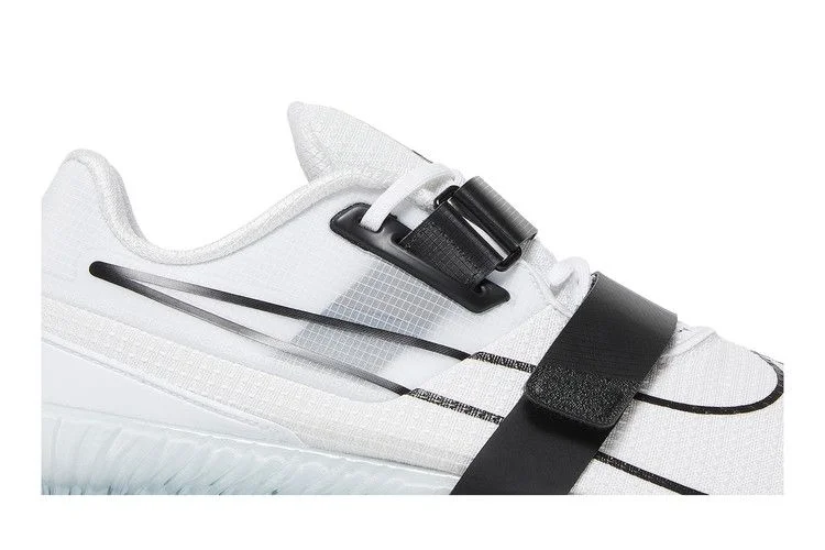Krossovki-Nike-Romaleos-4-White-Black-Sample-1