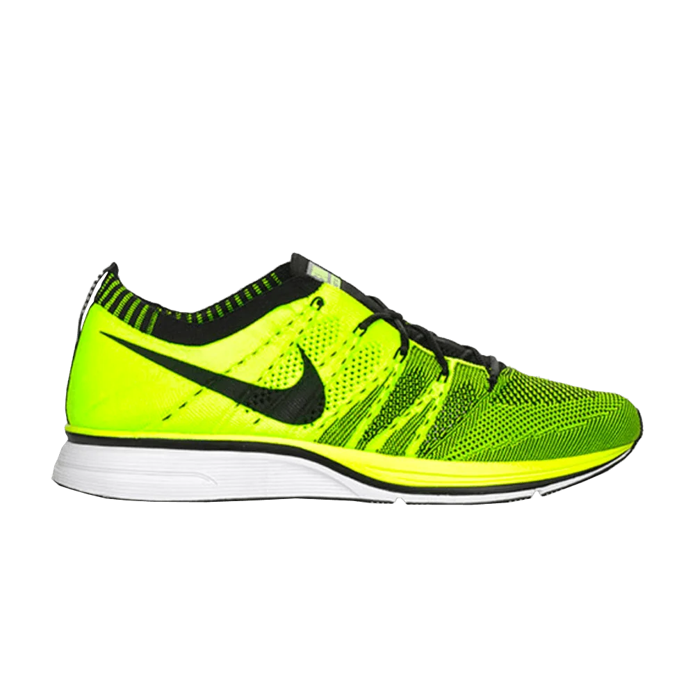 Krossovki-Nike-Flyknit-Trainer-Volt-Black