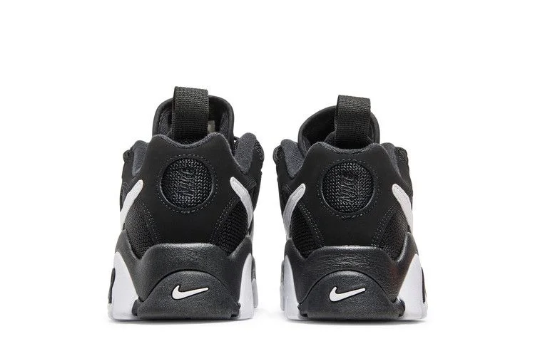 Krossovki-Nike-Air-Barrage-Low-GS-Black-White-5