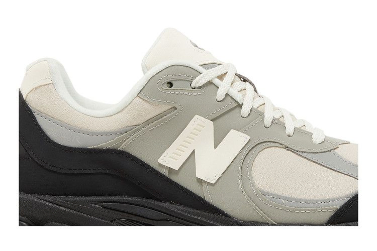 Кроссовки The Basement x New Balance 2002R 'Stone Grey'