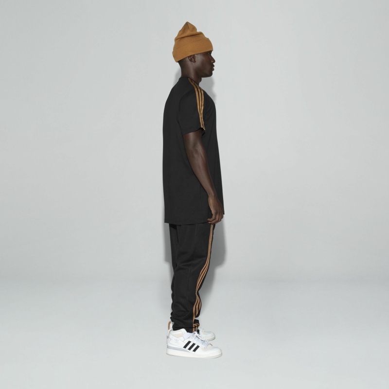 Футболка adidas Ivy Park 3-Stripes Tee (Gender Neutral) Black