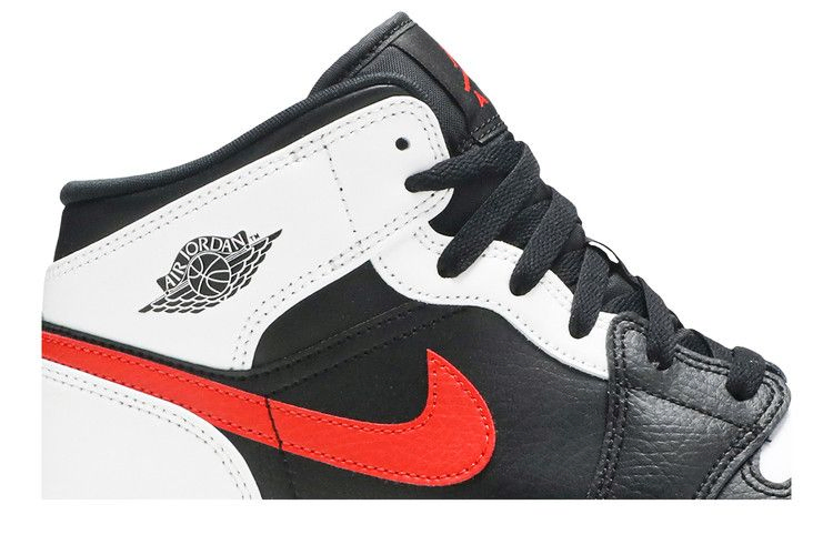 Кроссовки Air Jordan 1 Mid GS 'Chile Red'