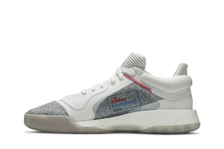 marquee-boost-low-footwear-white-g27745_02