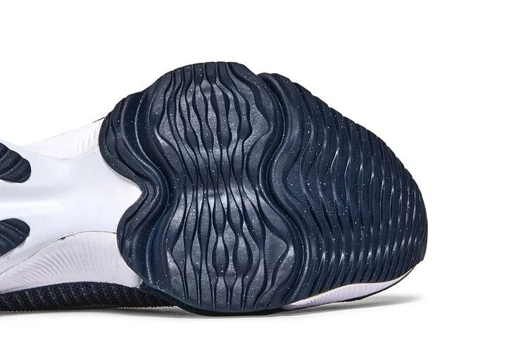 Krossovki-Nike-Air-Zoom-Tempo-NEXT-Flyknit-Curry-Navy-4
