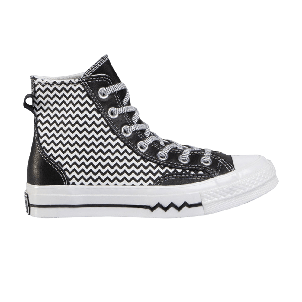 wmns-chuck-70-mission-v-high-black-white-564969c