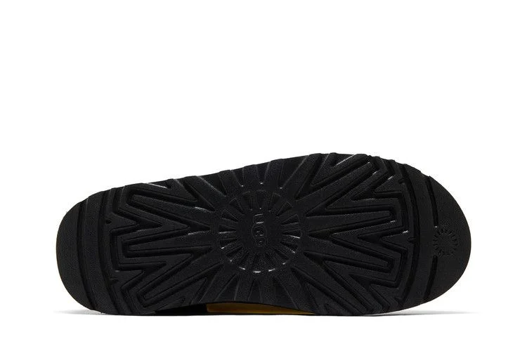 Krossovki-UGG-Wmns-Classic-Clear-Mini-Natural-Black-3