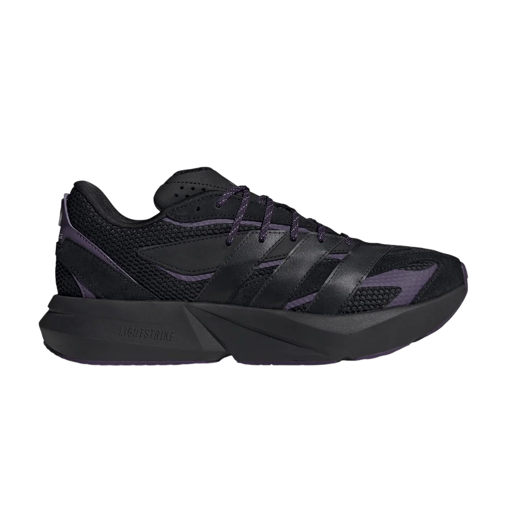 Krossovki-Mercedes-AMG-Petronas-Formula-One-Team-x-adidas-Lightblaze-Core-Black