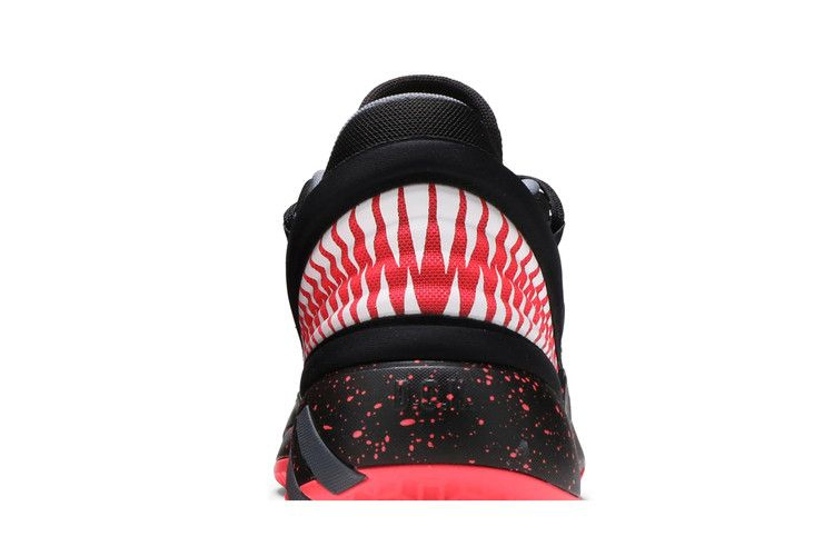 Кроссовки Marvel x adidas D.O.N. Issue #2 J 'Venom'