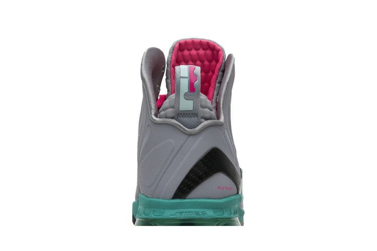 Кроссовки Nike LeBron 9 P.S. Elite 'South Beach'