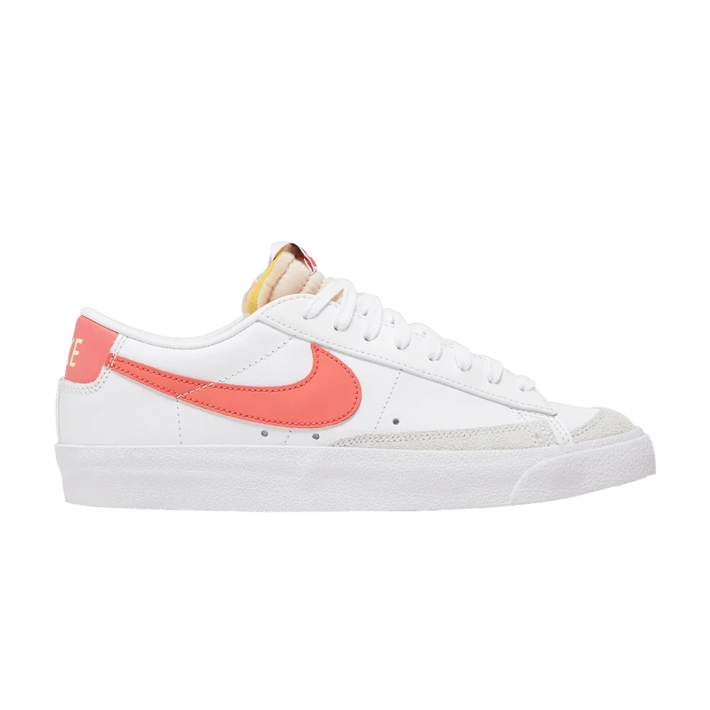 Krossovki-Nike-Wmns-Blazer-Low-77-White-Magic-Ember