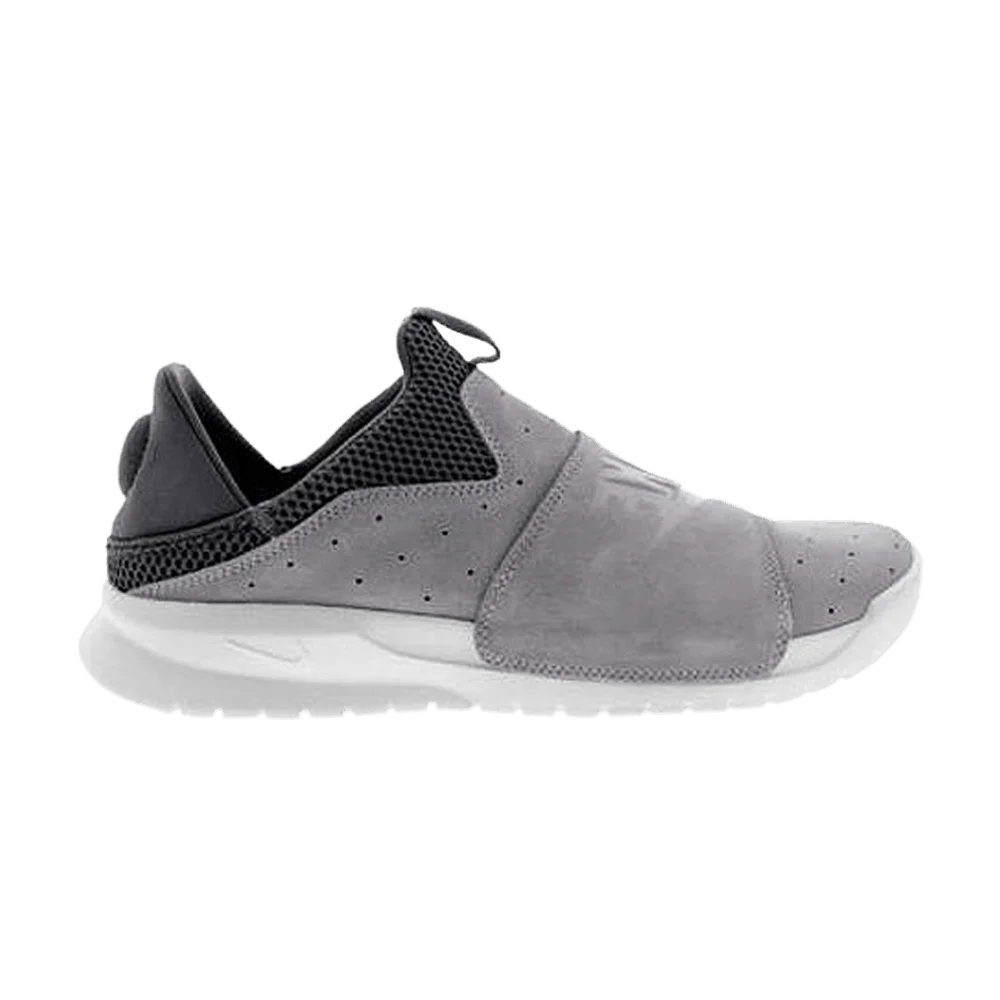 Krossovki-Nike-Benassi-Slip-Wolf-Grey