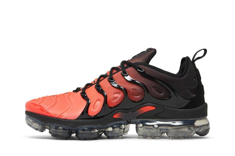 Кроссовки Nike Air VaporMax Plus 'Black Crimson Gradient'