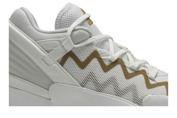 d-o-n-issue-2-white-gold-metallic-fx9431_01