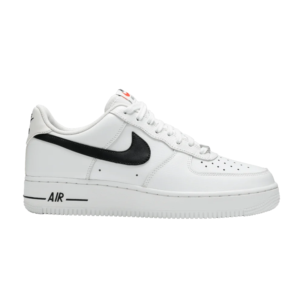 Krossovki-Nike-Air-Force-1-White-Black