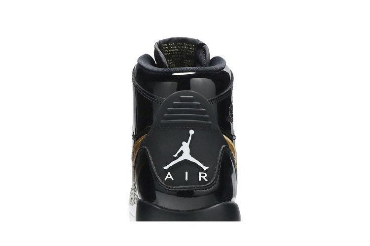 jordan-legacy-312-gs-black-metallic-gold-at4040-007_06