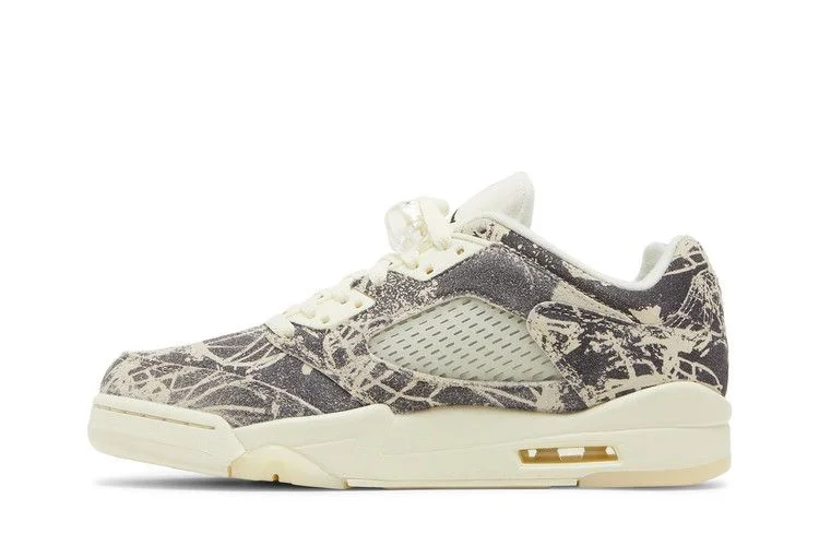 Krossovki-Wmns-Air-Jordan-5-Retro-Low-Expression-2
