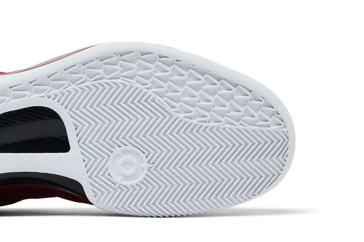 Krossovki-Nike-Kobe-8-Protro-TB-Promo-Team-Red-4